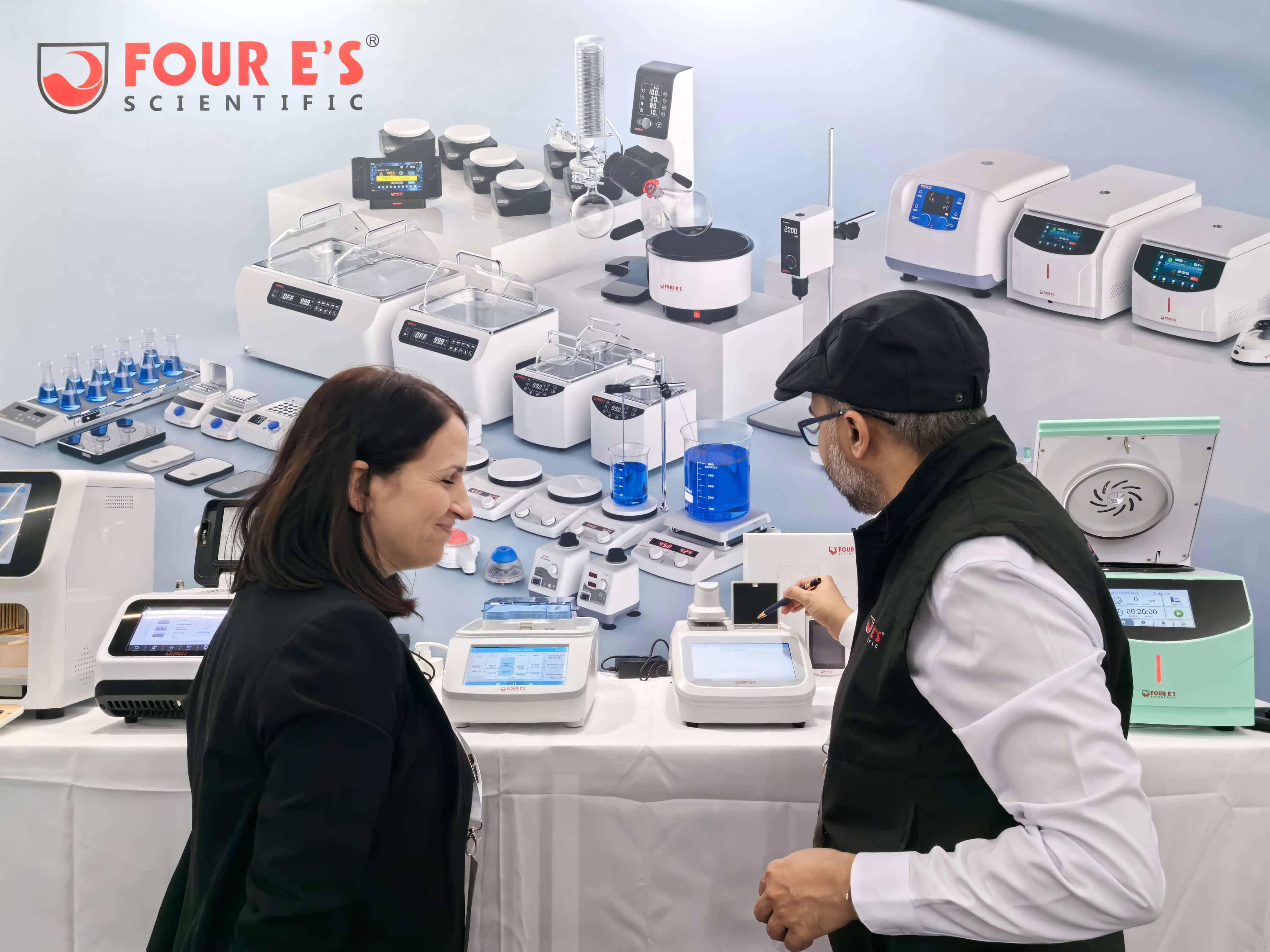 MEDICA 2025-Four E’s Scientifi