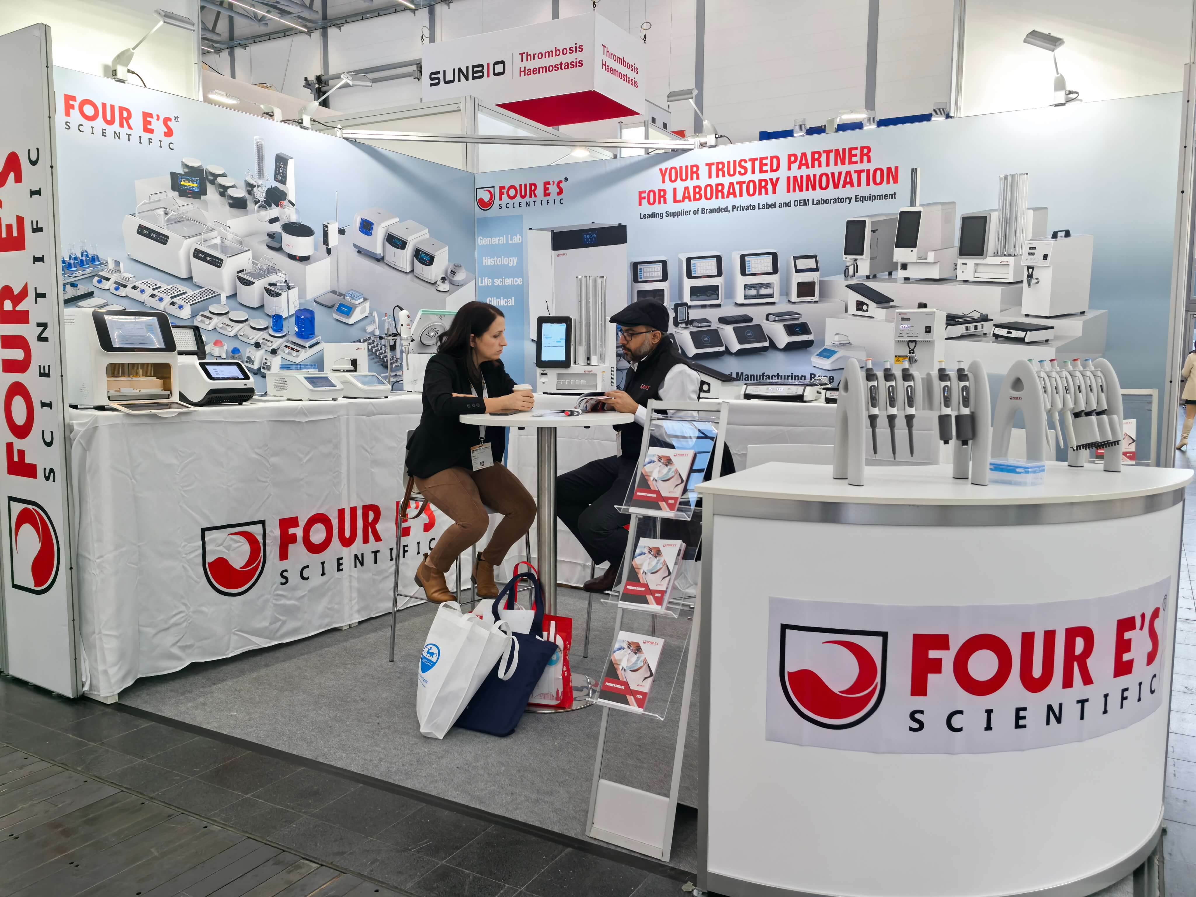 MEDICA 2025-Four E’s Scientifi